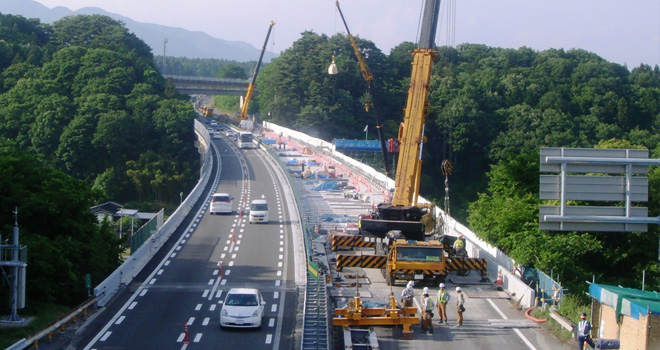 Expressway Renewal Project (large-scale renewal and repair business)