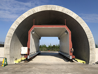 トンネル覆工再生工法の開発