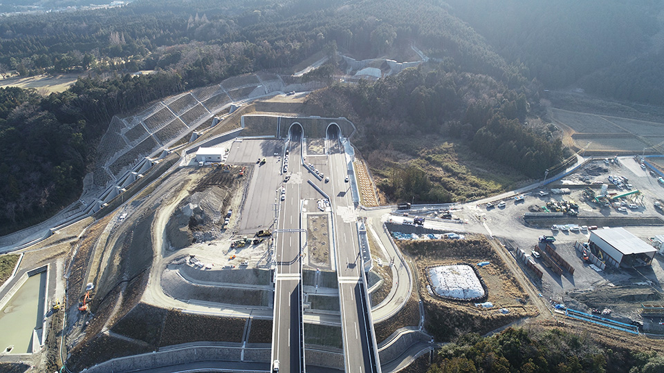 野登トンネル東坑口