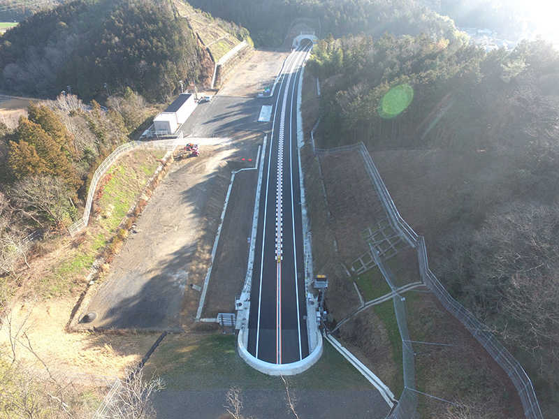 北野TN坑口前