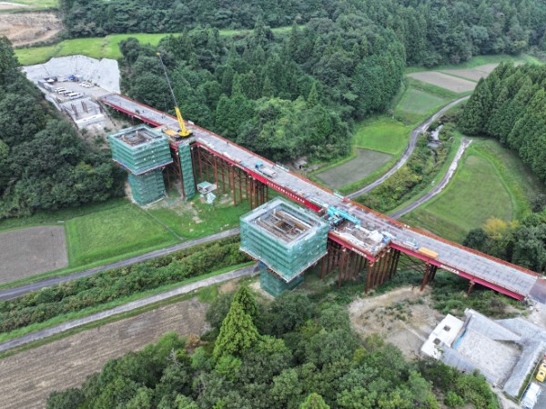 荒田川橋 荒田川橋