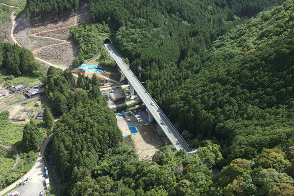 西山川橋