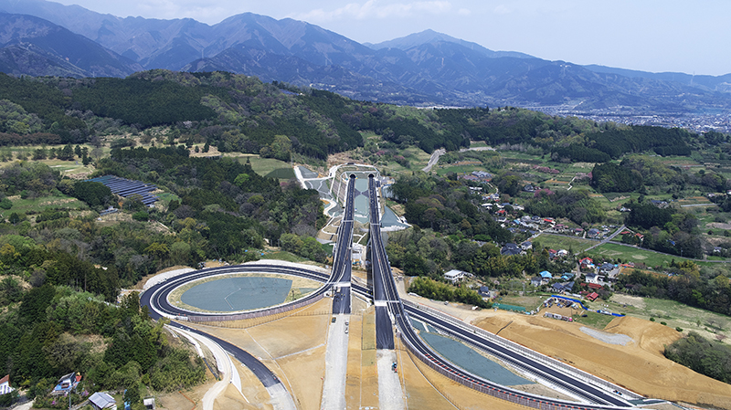 新秦野IC橋