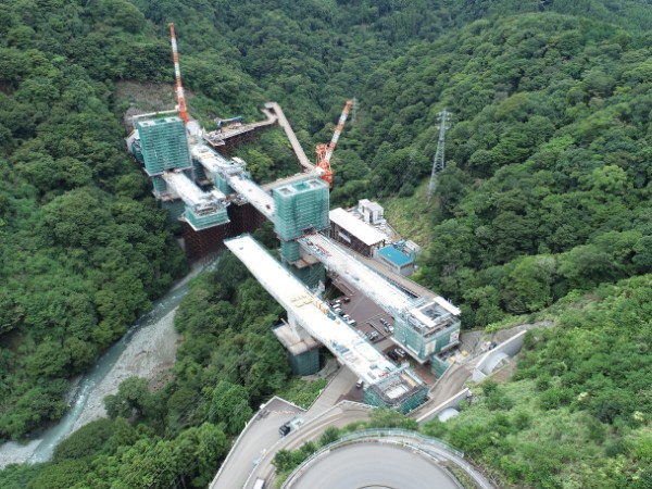 やどりき双扇橋(中津川橋) やどりき双扇橋(中津川橋)