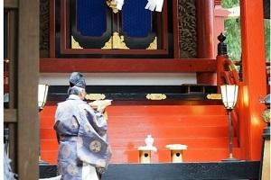 河口浅間神社に原材料を奉納