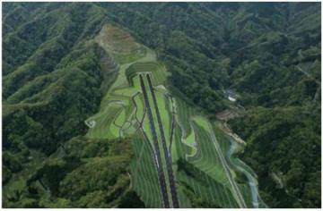 トンネルを掘る工事現場