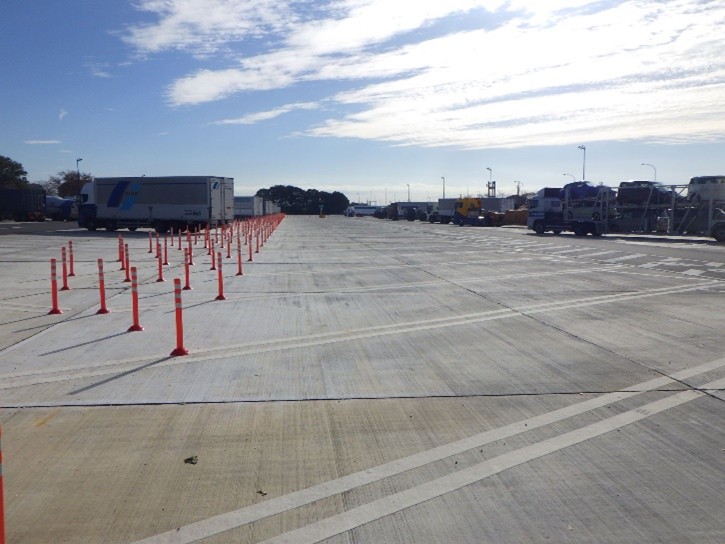 大型車駐車マスの完成状況