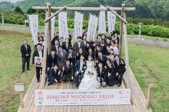 ○ご列席の皆様に見守られての結婚式